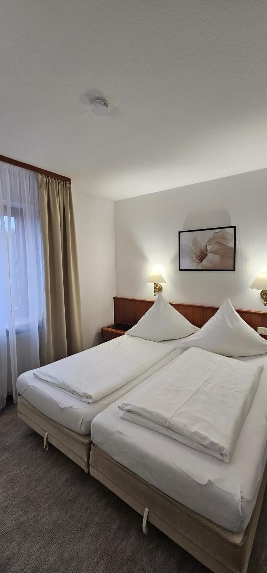 Hotel Garni Vierjahreszeiten Bad Staffelstein Esterno foto
