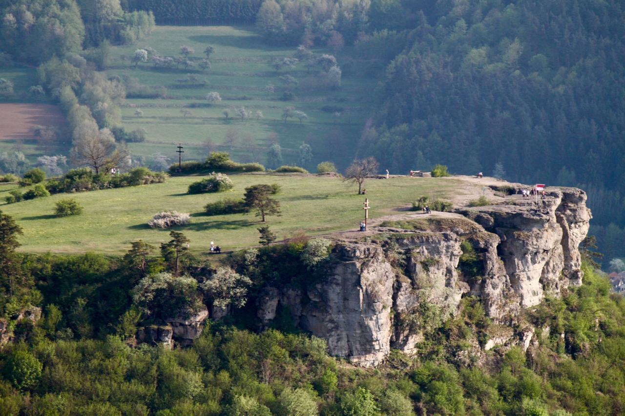 Hotel Garni Vierjahreszeiten Bad Staffelstein Esterno foto