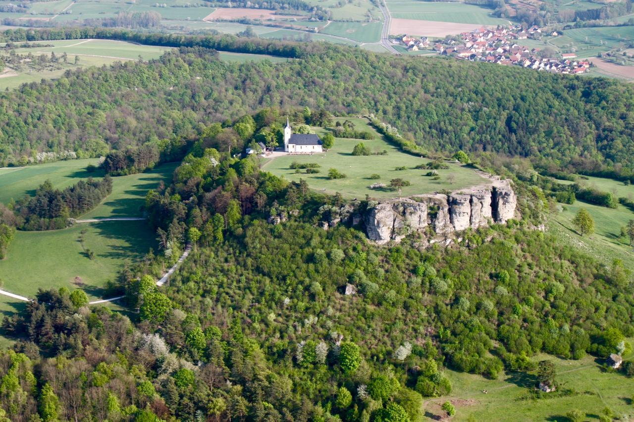 Hotel Garni Vierjahreszeiten Bad Staffelstein Esterno foto