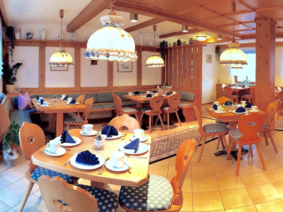 Hotel Garni Vierjahreszeiten Bad Staffelstein Esterno foto